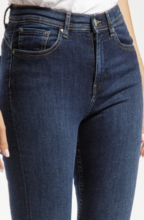 Dámske džínsy CROSS JEANS Judy tmavo modré-vyšúchané - 32/34