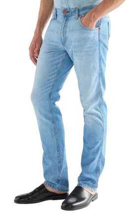 Pánske džínsy WRANGLER Greensboro svetlo modré-vyšúchané - 30/32