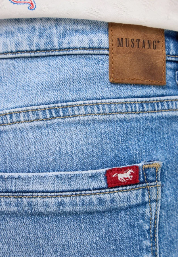 Dámske džínsy MUSTANG Shelby Slim Boot svetlo modré-vyšúchané - 31/34
