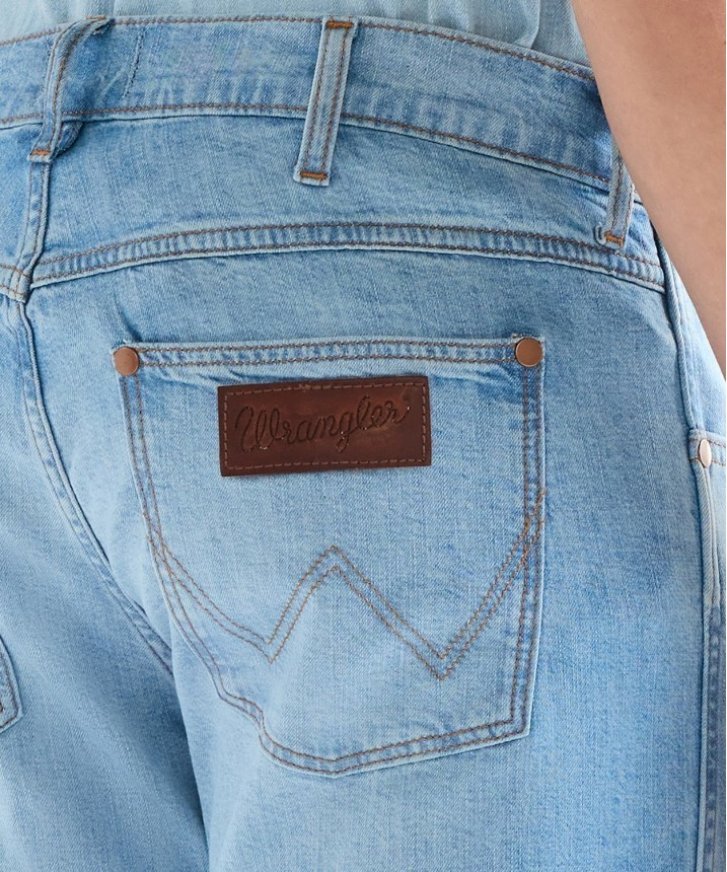 Pánske džínsy WRANGLER Greensboro svetlo modré-vyšúchané - 30/32