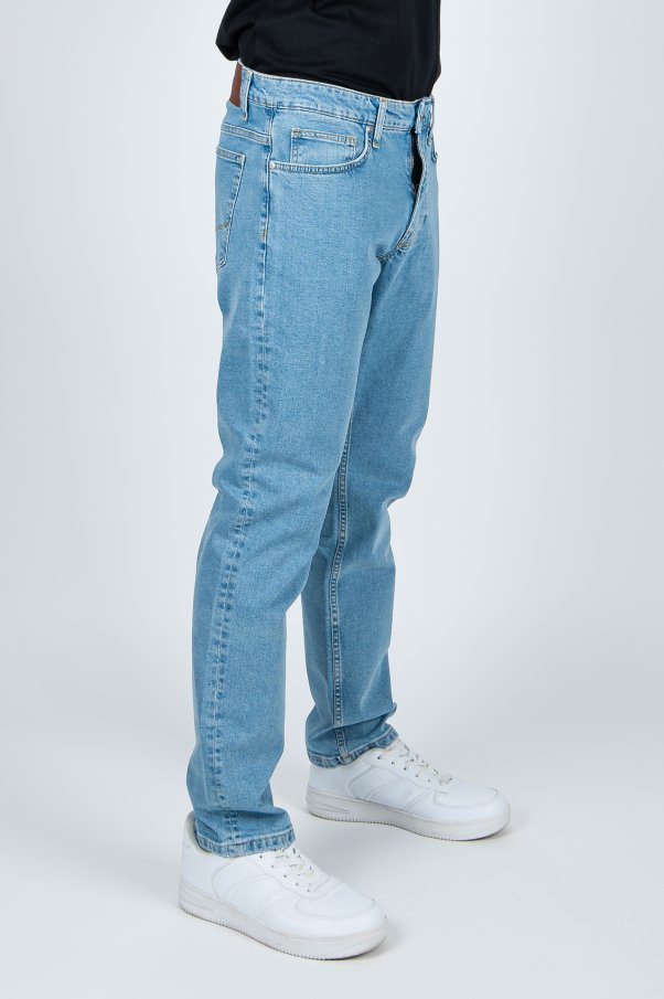 Pánske džínsy CROSS JEANS Trammer svetlo modré-sprané - 31/32