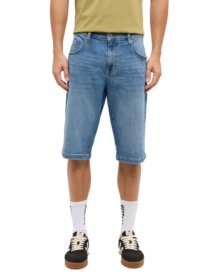 Pánske džínsové šortky MUSTANG Denim Bermuda klasicky modré-vyšúchané